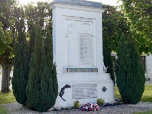 Monuments aux morts